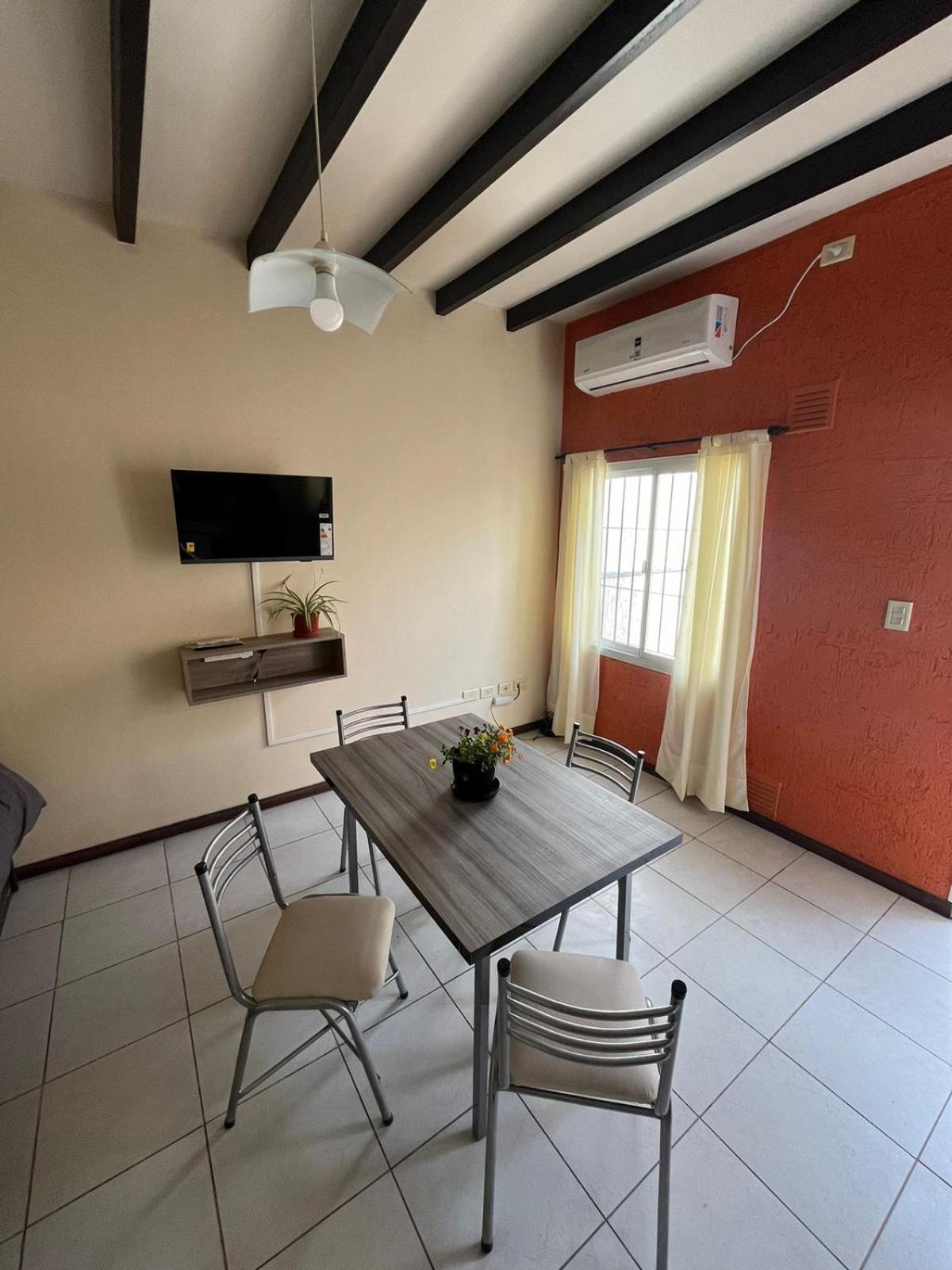 Hudson's Aparments I Apartamento Guaymallén